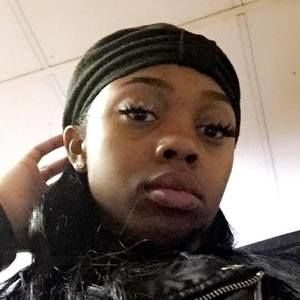 Meet your Posher, Hermany